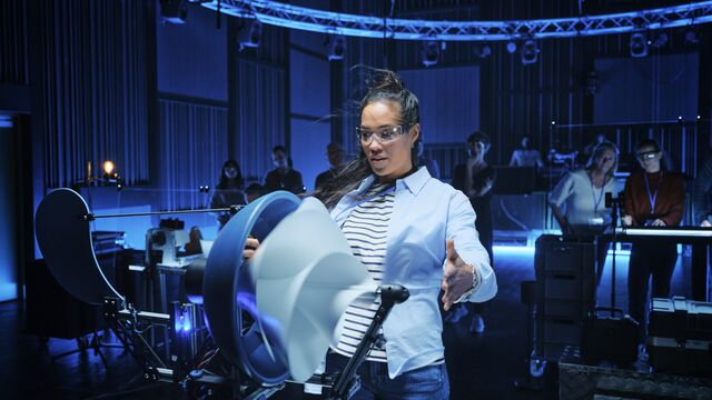 Neste steg - Kampanje vår 2023 - Green tech woman - SMALL