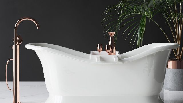 PrivatMegleren-Small-Mobile-Bathtub-iStock-1061211240